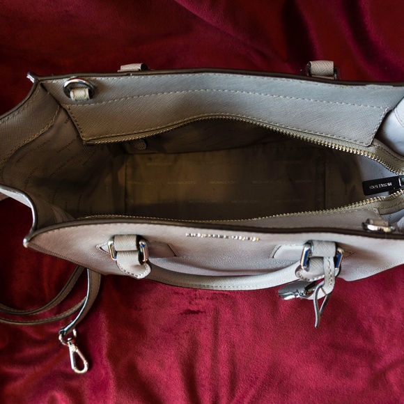 MK Selby Medium Leather Satchel Pearl Grey - Picture 4 of 7